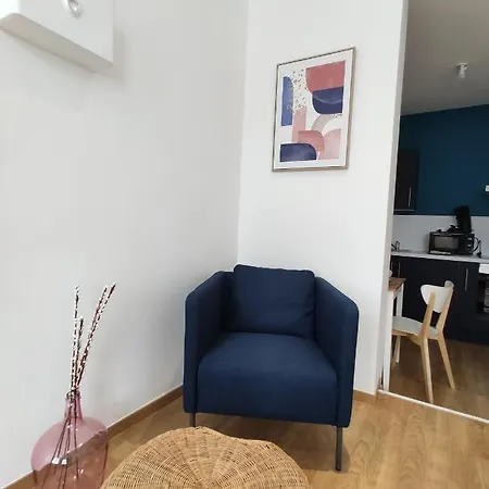 Résidence Jehan Froissart Appartamento Valenciennes