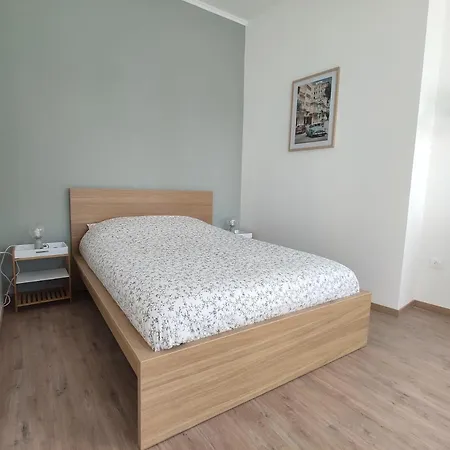 Résidence Jehan Froissart Apartamento *